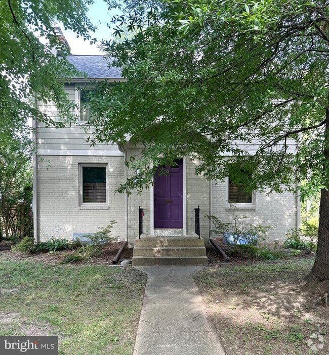 Building Photo - 2508 Davis Ave Rental
