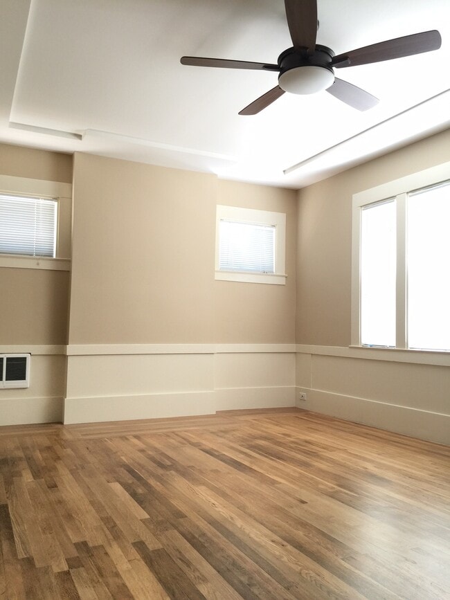 Living room - 1072 45th St Apartment