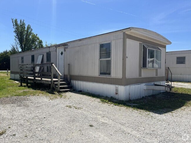 Building Photo - 855 N Quail Valley Loop Rental