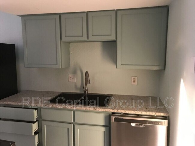 Photo - 811 S Mesquite St Unidad 8