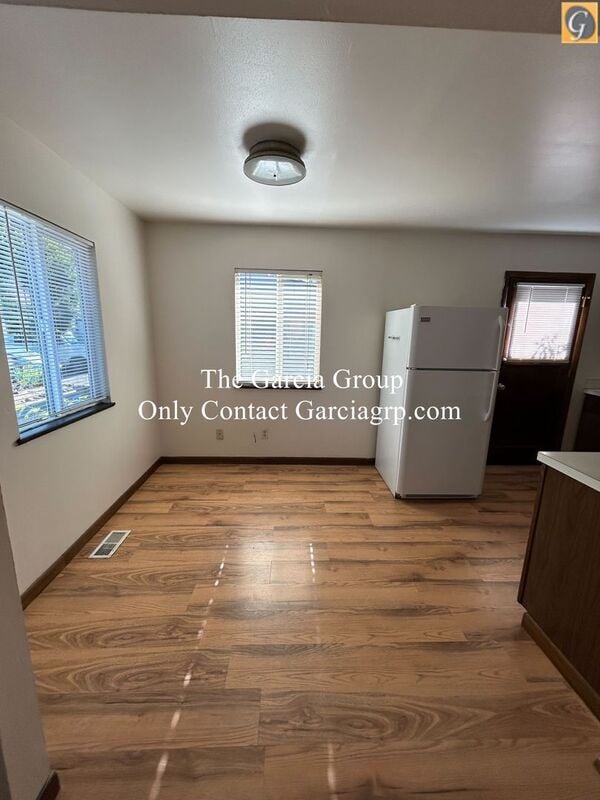 Photo - 7124 SE Lexington St
