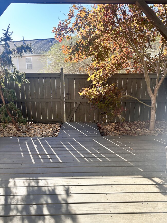 Photo - 307 Savoy Ct