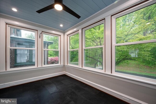 Photo - 1406 Lovering Ave