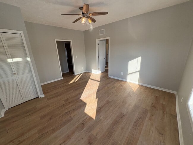 Photo - 2915 Jackson St Unit 2