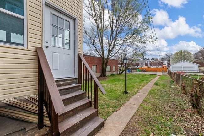 Photo - 2714 Hampton Ave