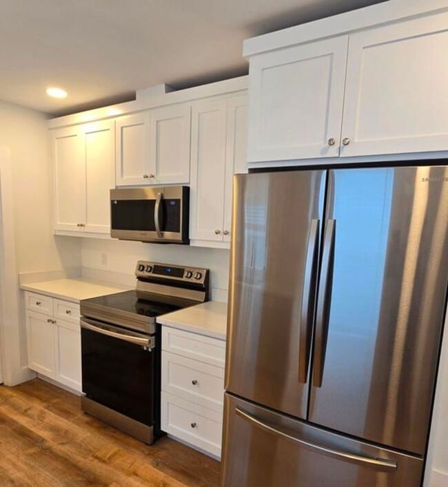 Photo - Newly Remodeled 3 bedroom, 2 bath Home-Clo...