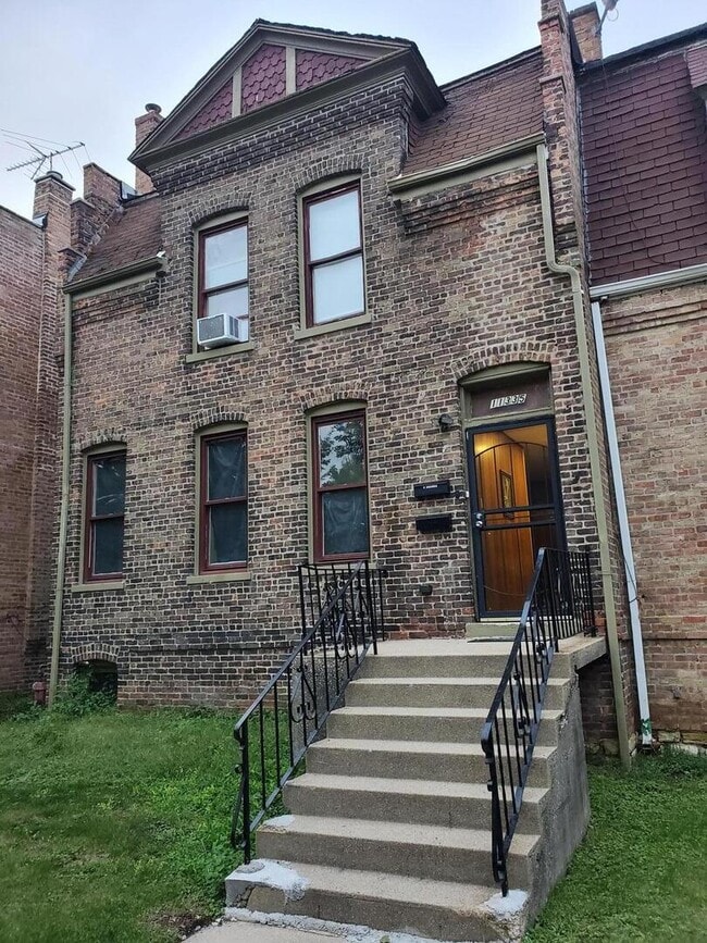Building Photo - 11335 S Champlain Ave