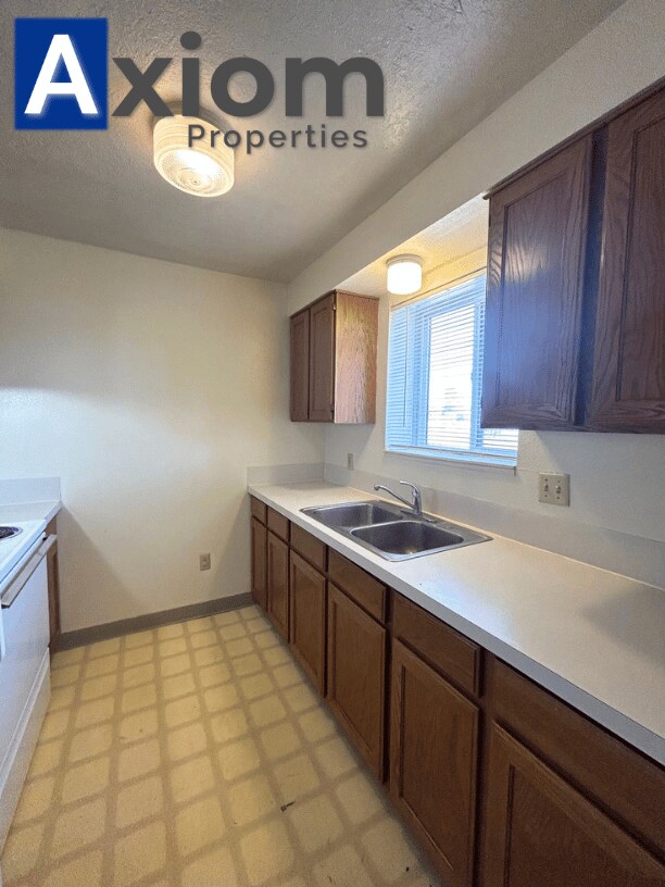 Photo - 5105 Hawthorne-8 Unit 8