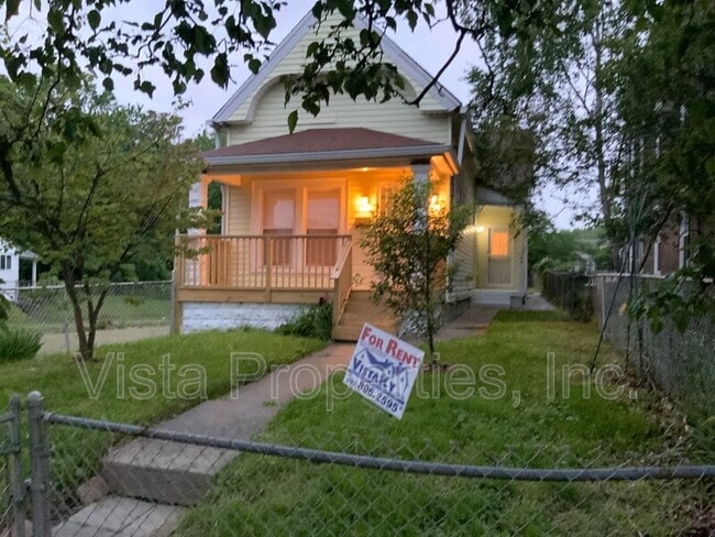 Photo - 3137 Northwestern Pkwy House