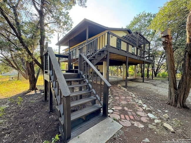 Photo - 776 Lookout Dr