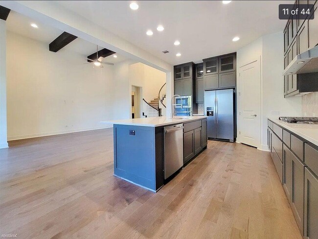 Photo - 7848 Laramie Bnd