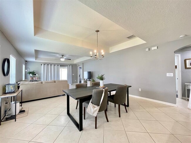 8227 Midnight Sun Ct