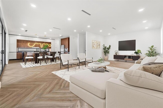 Photo - 401 Park Blvd