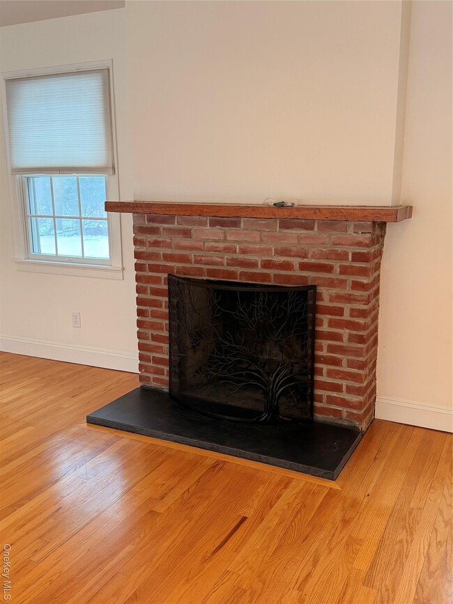 Photo - 4 Lloyd Point Dr