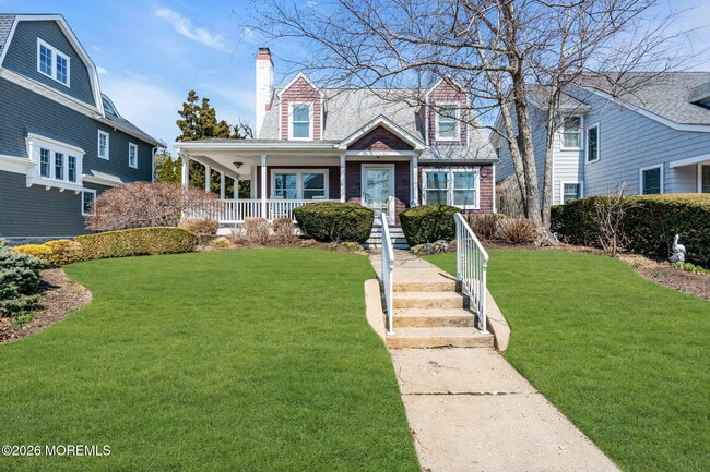 Photo - 111 Chicago Blvd