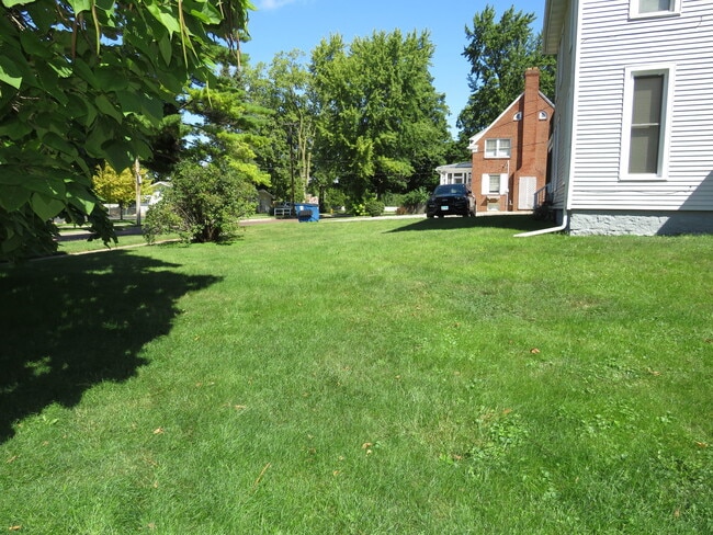 Photo - 306 E Main St