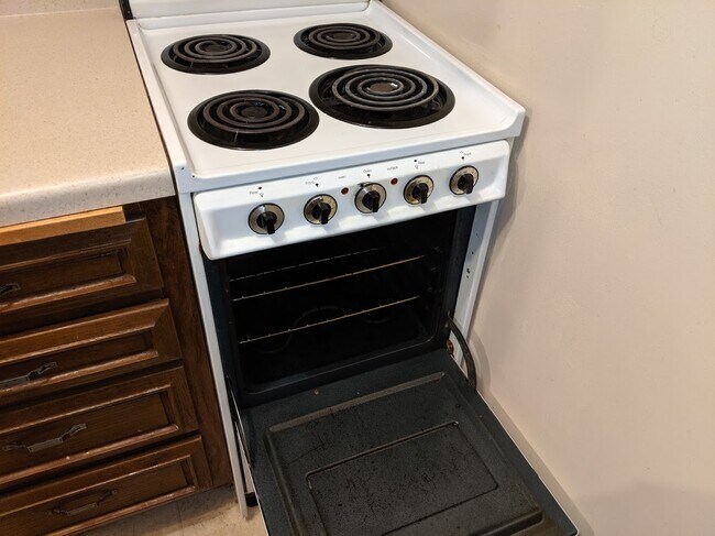 Photo - 401 N East St