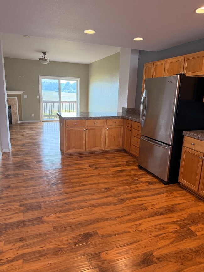 Photo - 475 SE 35th St