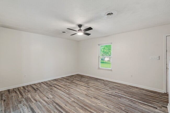 5205 Cub Cir