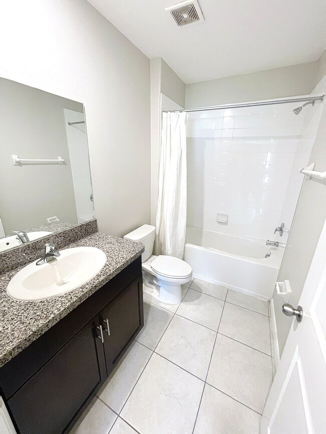 Photo - 3721 Daisy Bloom Pl