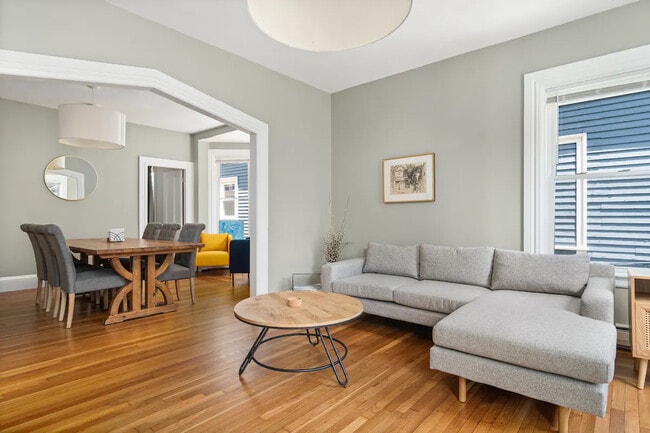 Photo - 87 Vernon St Unit 2