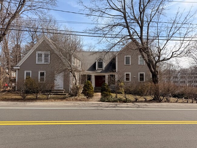 Photo - 532 East St Unit 3