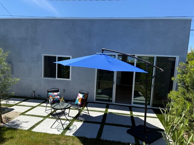 Building Photo - 13529 S Raymond Ave