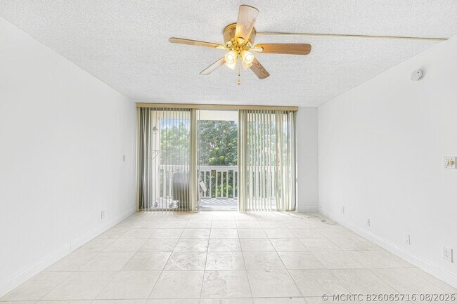7081 Environ Blvd Unit 439