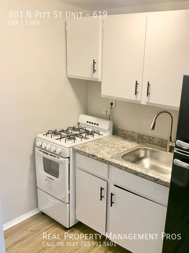 Photo - 801 N Pitt St Unit 619