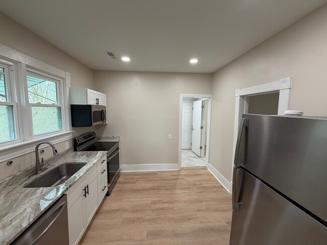 Photo - 1326 Morton Ave SE