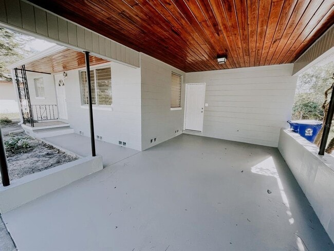 Photo - 318 Carey Pl