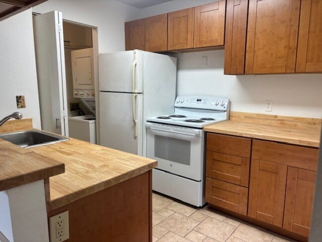 Photo - Refreshed 1 Bedroom/ 1Bath Condo in Gated Community