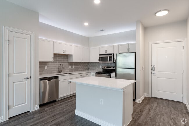 2BR, 2BA - 1,022SF - Kitchen - The BLVD