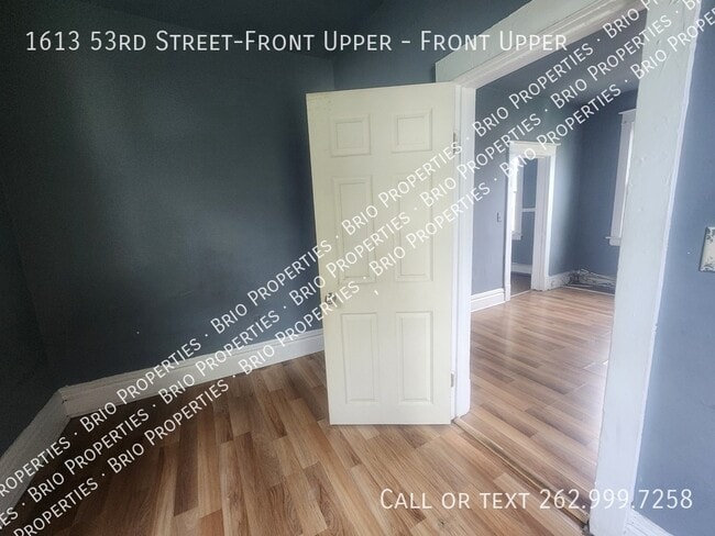 Photo - 1613 53rd St Unit Front Upper