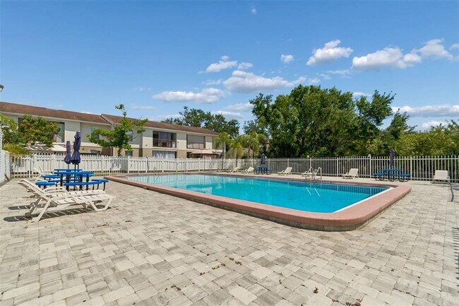 Photo - 7210 N Manhattan Ave Unit 523