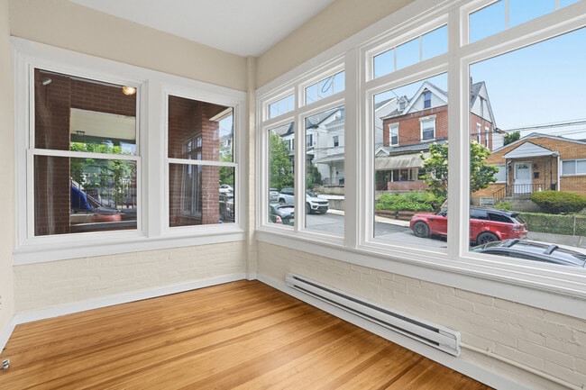 Photo - 813 N Sheridan Ave Unit 1