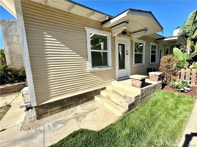 Building Photo - 108 S Guadalupe Ave