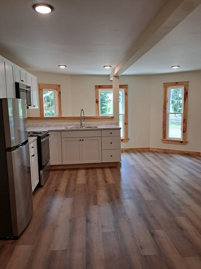 Photo - 327 B 327 Sulphur Springs Rd