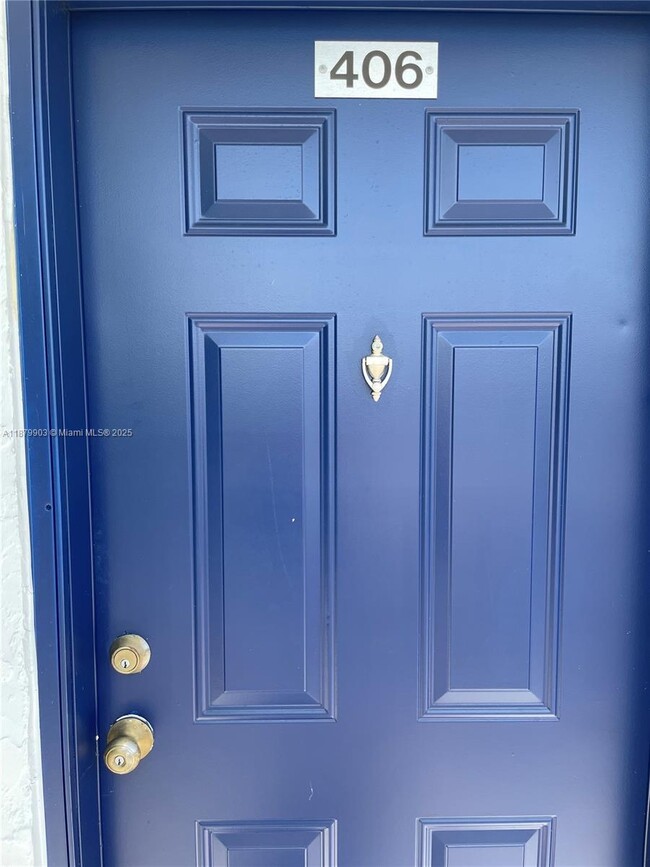 Photo - 8610 N Sherman Cir Unit 406