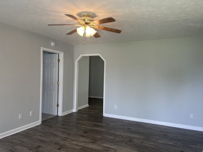 Photo - 3BD 2 BA HOME FOR RENT IN ALGOOD