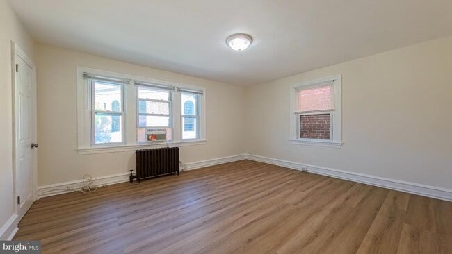 105 S Wayne Ave Unit 2ND FLOOR