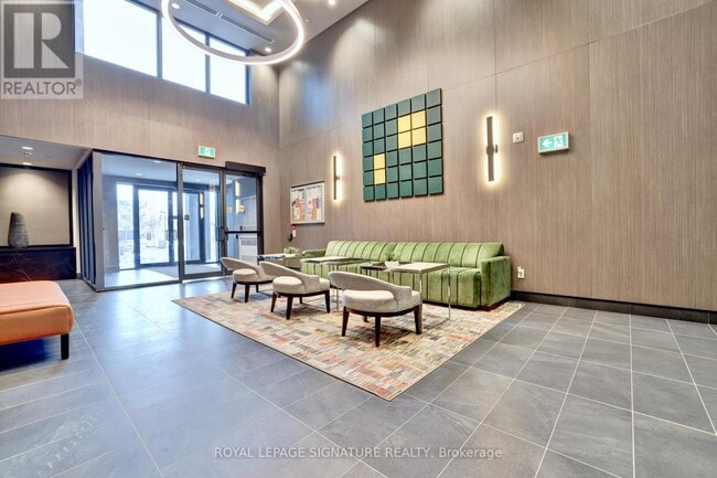 Photo - 95 Dundas St W Unité 109