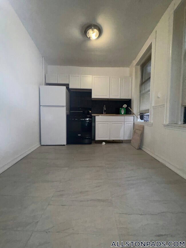 Photo - 100 Linden St Unit 3