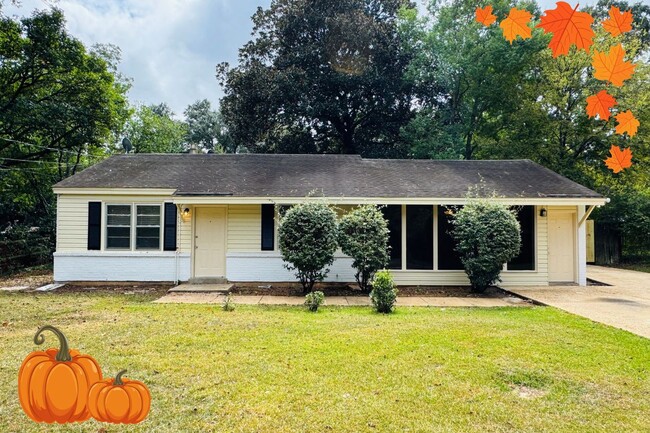 Spacious 3 Bedroom / 2 Bath Home – Designe... - Spacious 3 Bedroom / 2 Bath Home – Designe...