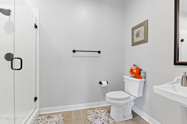 Photo - 2059 Rosecrans Ave