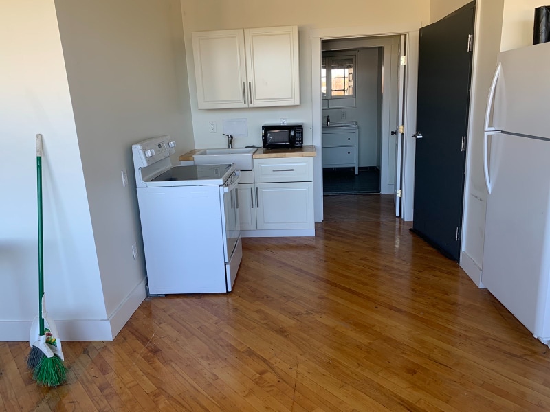 Photo - 1415 Kemper St