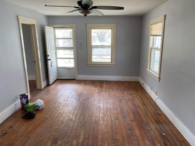 Photo - 304 E 8th Ave