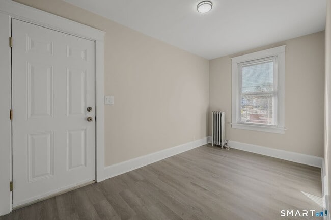 Photo - 113 Pequot Ave