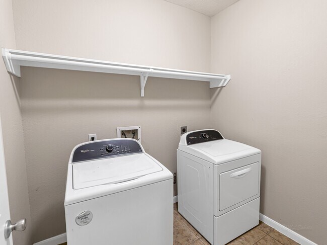 Photo - 11103 Avery Oaks Ln