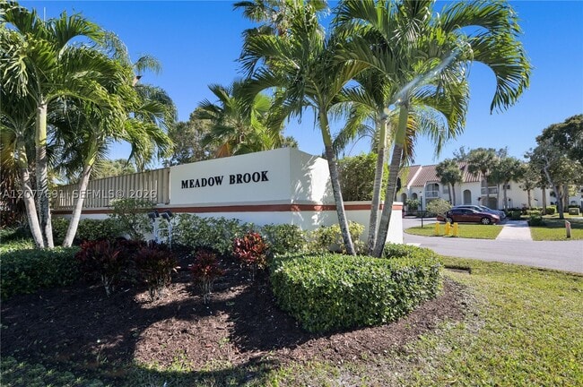 Building Photo - 114 Cypress Point Dr Unit 114